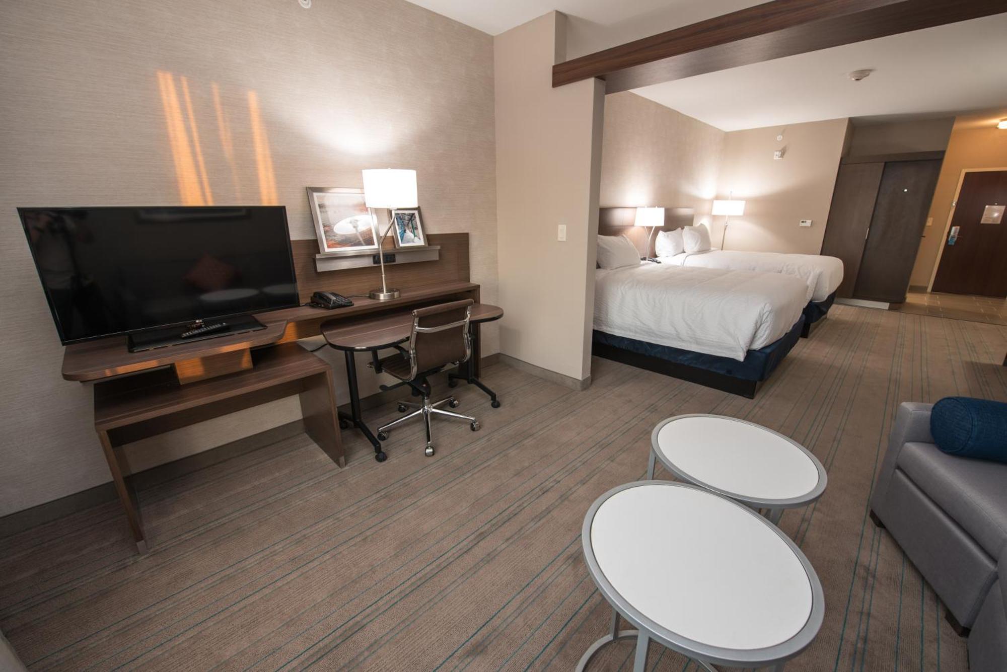 Fairfield Inn & Suites By Marriott Хантсвилл Экстерьер фото